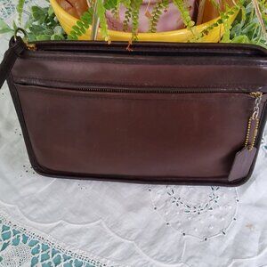 Coach Vintage Standard Clutch/Wristlet in Mahogony 5140 + Hangtag NYC